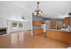 10  Winterhawk St.